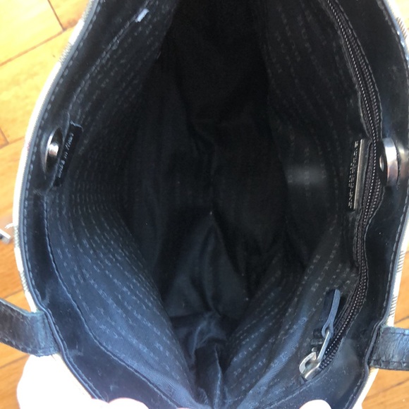 Burberry Tote Bag- Authentic- Check Pattern - Picture 9 of 11